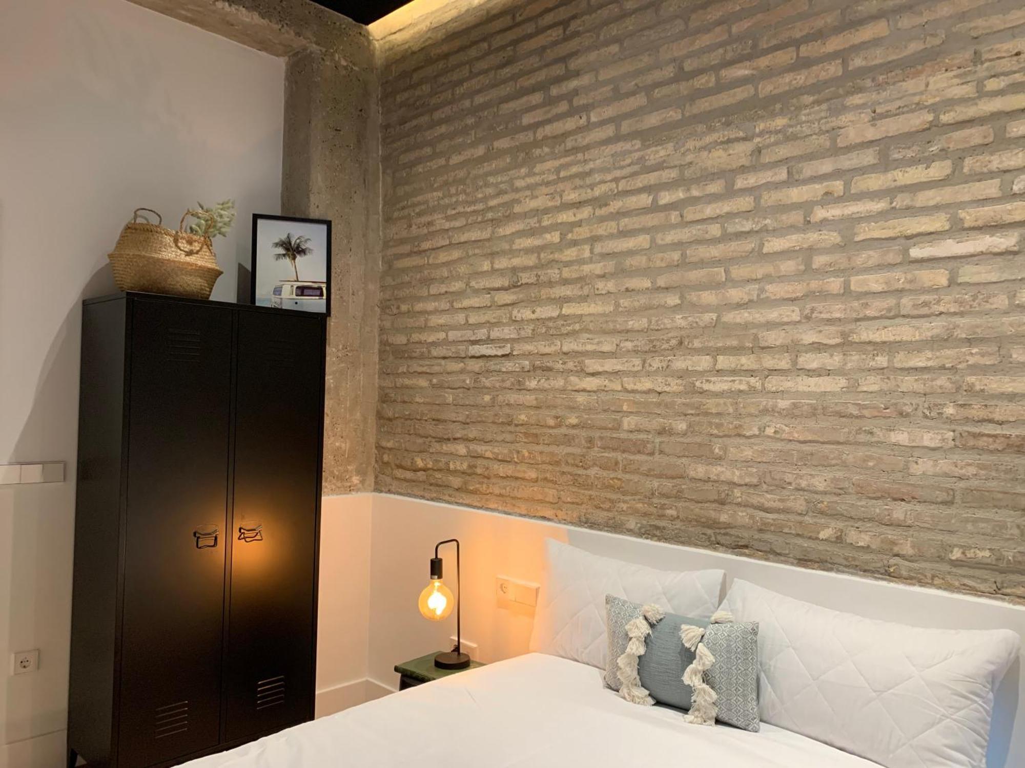 La Reina Beach Rooms Valencia Exterior foto