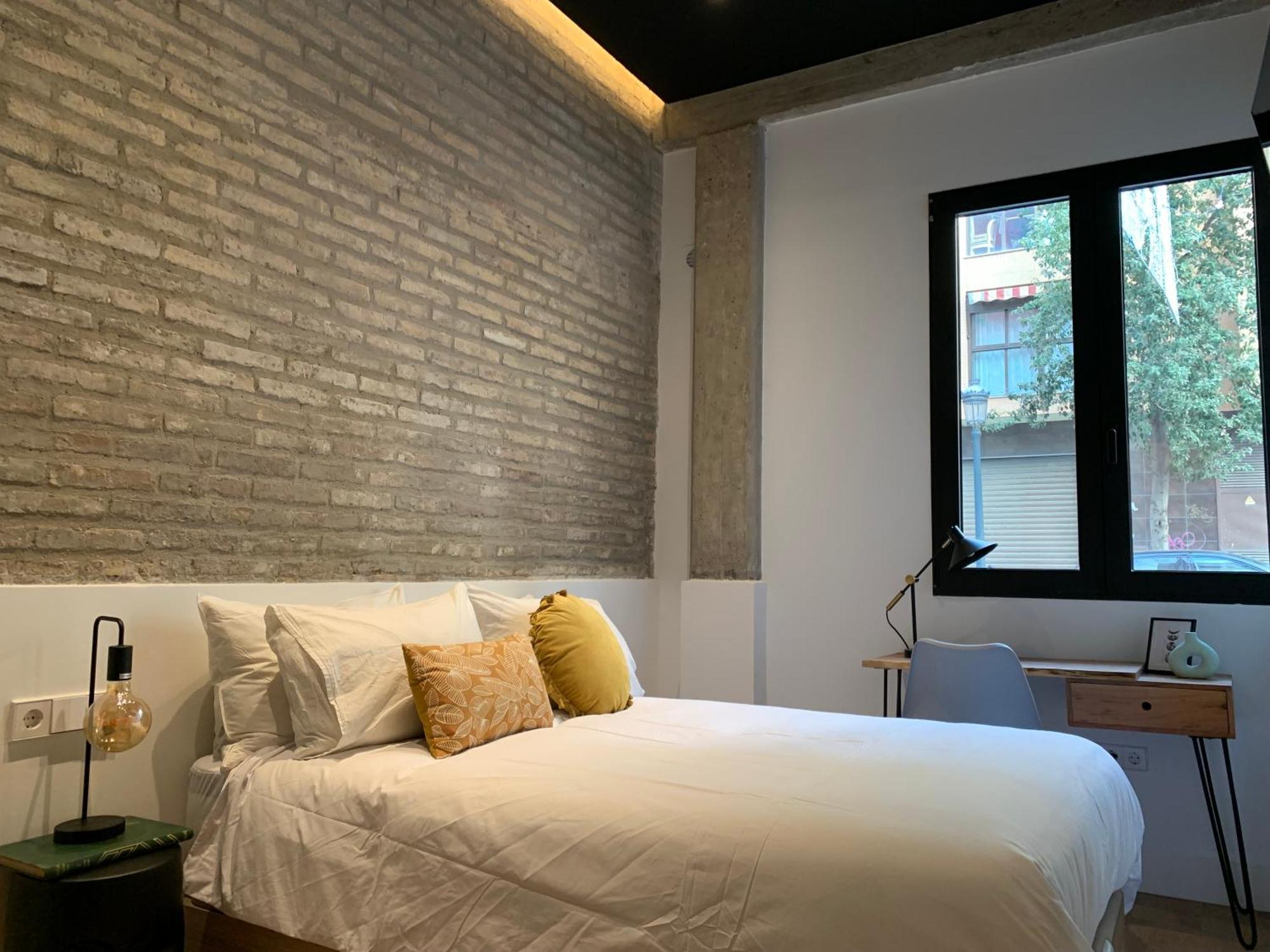 La Reina Beach Rooms Valencia Exterior foto